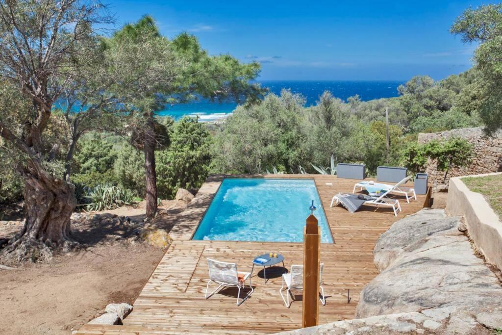 Villa Bodri, Maison En Pierre Avec Vue Et Piscine Chauffee