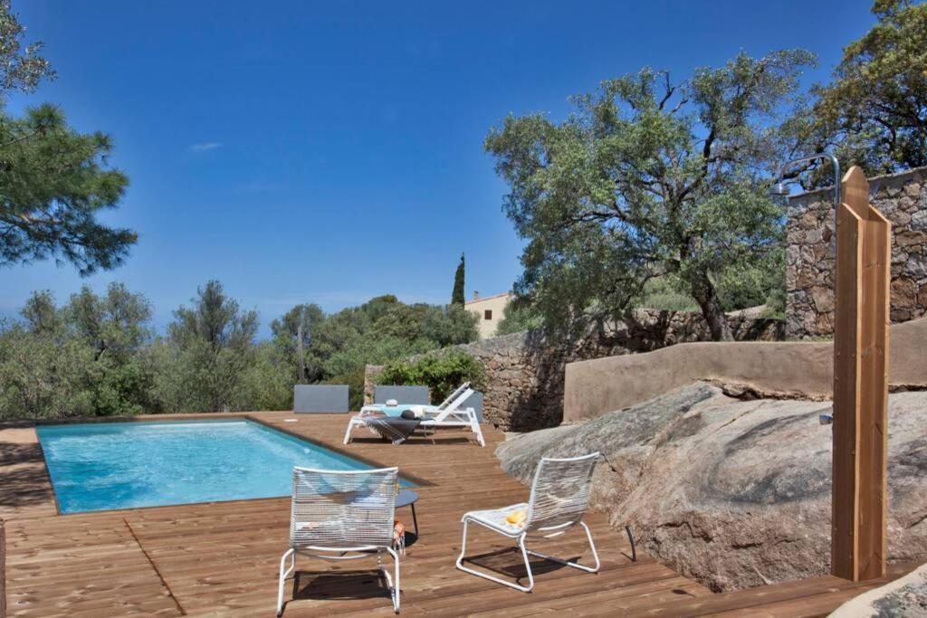 Villa Bodri, Maison En Pierre Avec Vue Et Piscine Chauffee
