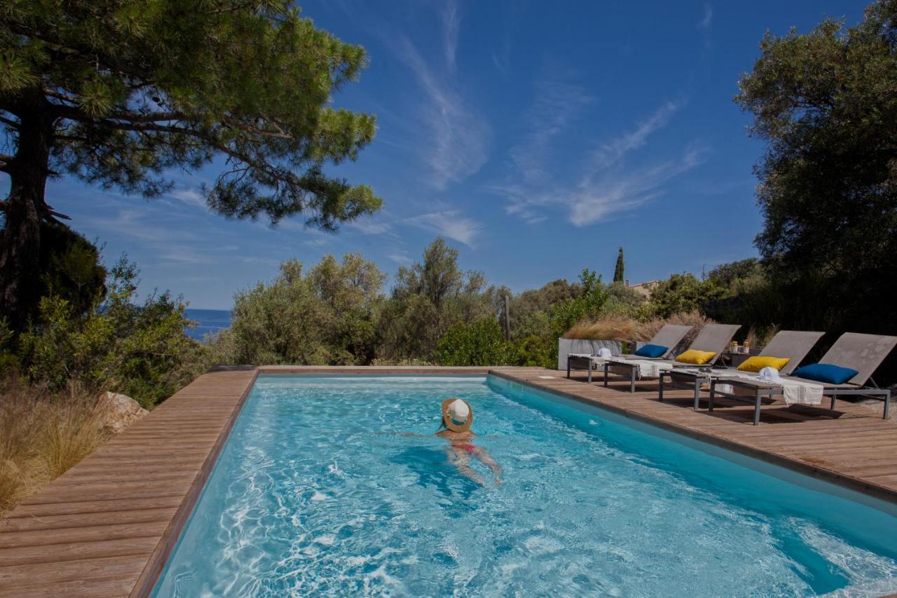 Villa Bodri, Maison En Pierre Avec Vue Et Piscine Chauffee